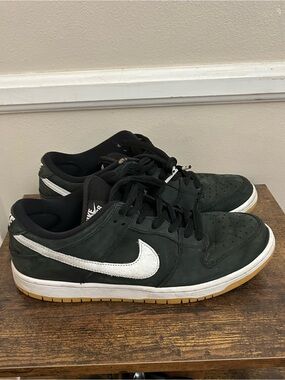 Nike SB low top sneakers